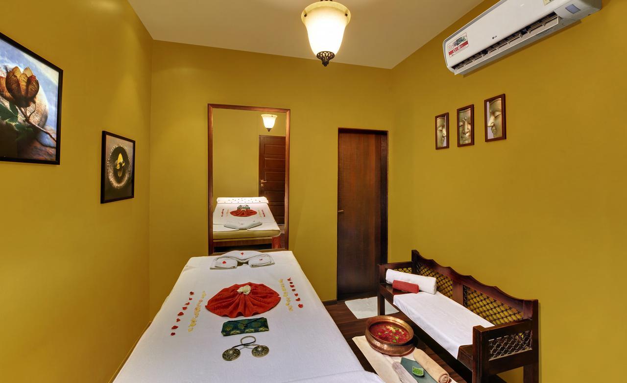 Sunderban & Hotel 3*